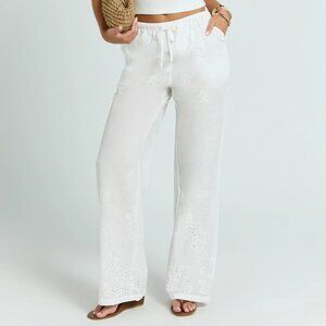 Embroidered Relaxed Wide Leg Pants in White